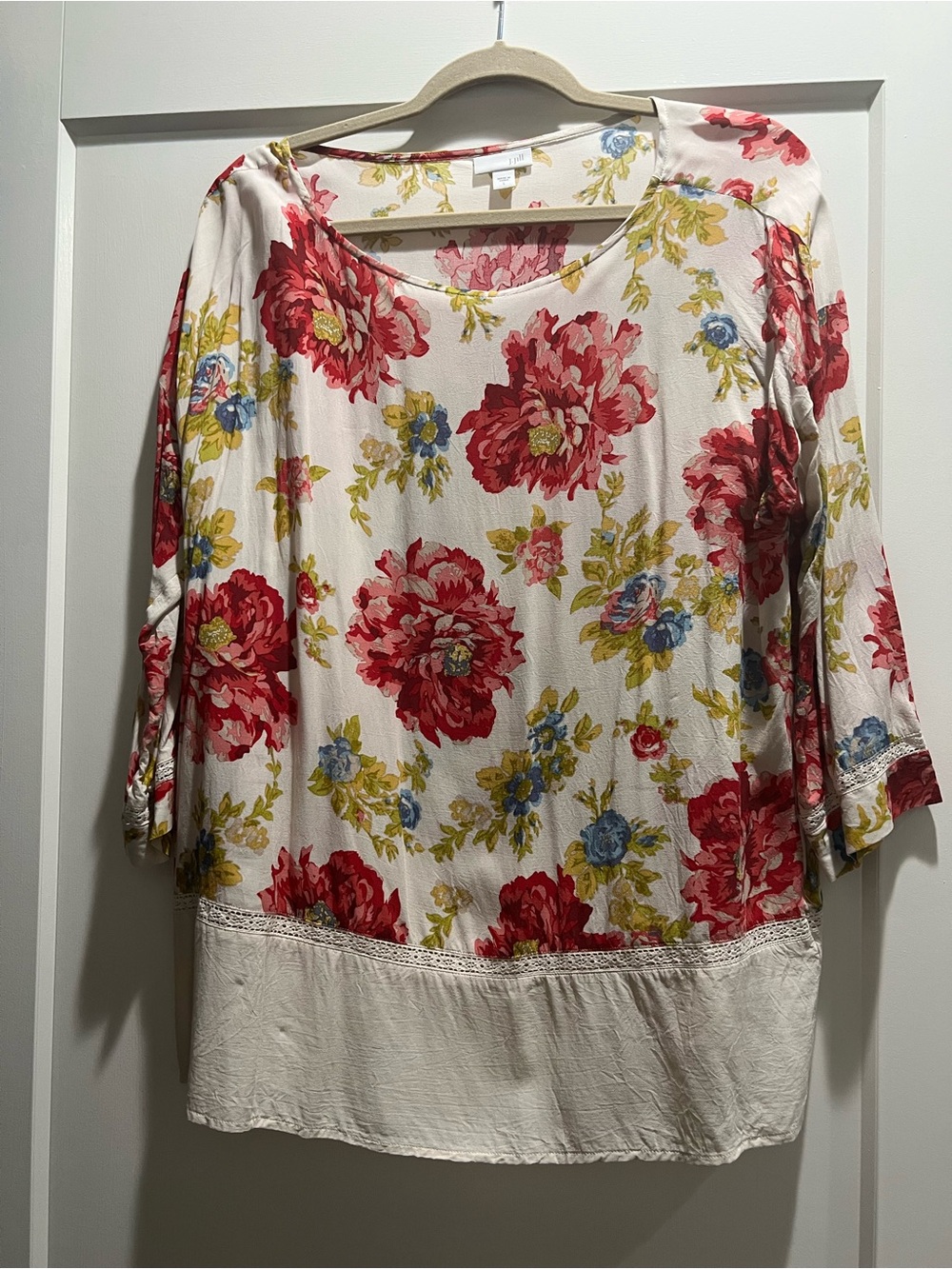 JJill Women's Floral Scoop Neck Tunic Top - Cream with Red/pink  Floral
